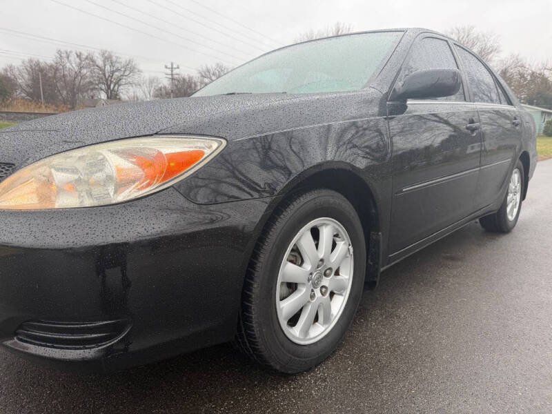 2002 Toyota Camry XLE | Best of Global Sphere Autos Ltd