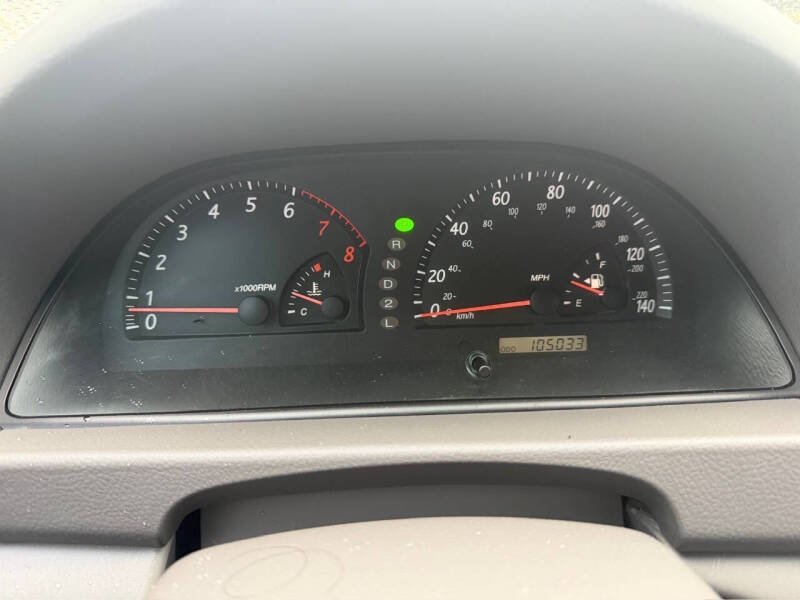 2002 Toyota Camry XLE | Best of Global Sphere Autos Ltd