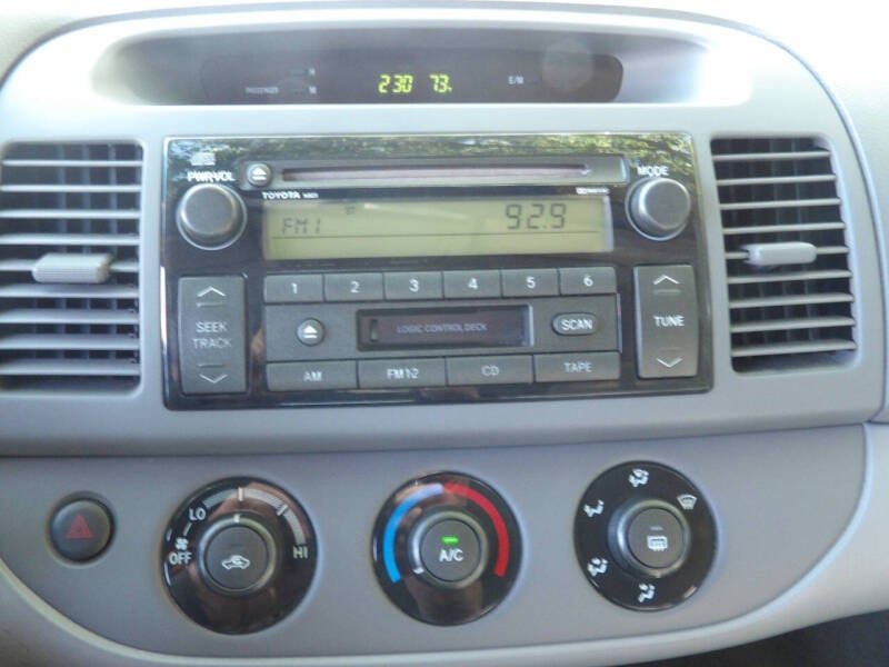 2003 Toyota Camry LE | Best of Global Sphere Autos Ltd