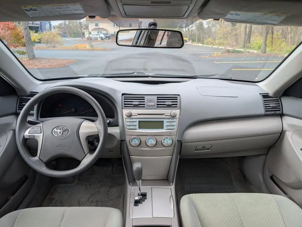 2007 Toyota Camry XLE V6 | Global Sphere Autos Ltd