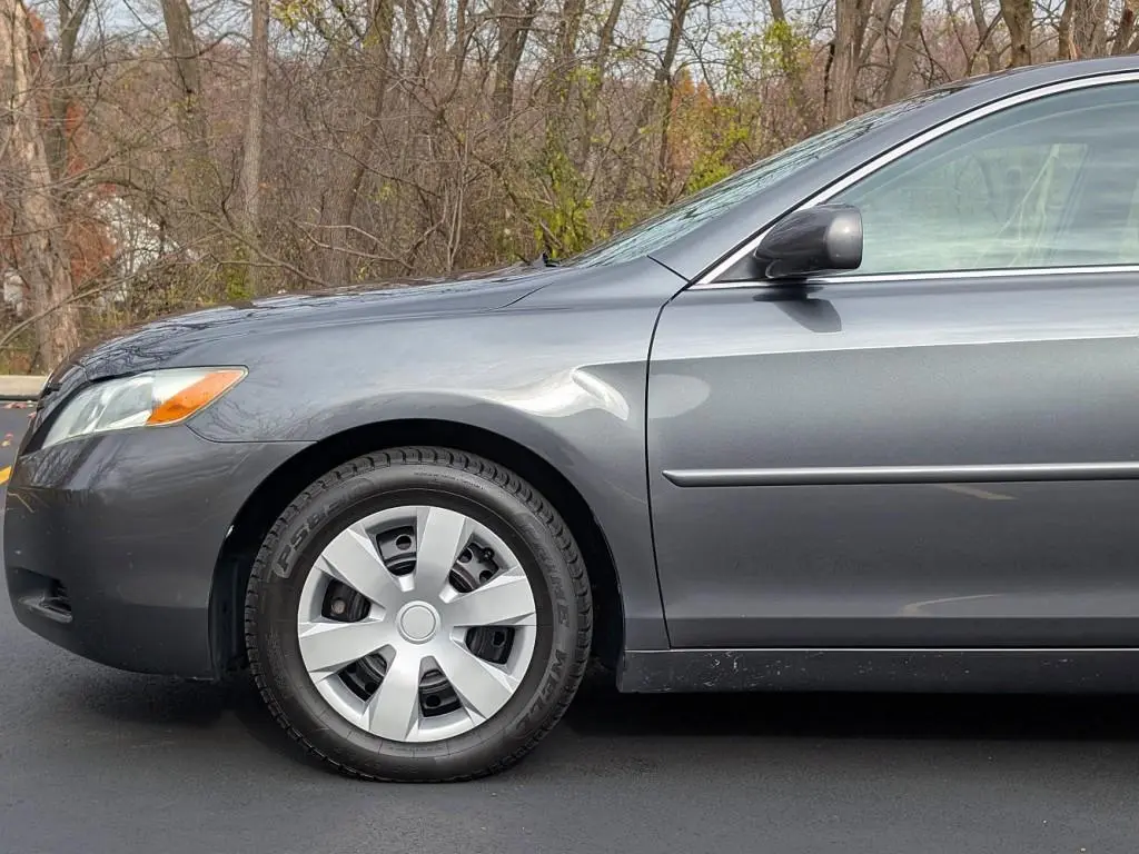 2007 Toyota Camry XLE V6 | Global Sphere Autos Ltd