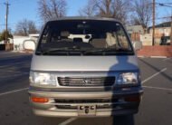 1993 Toyota HiAce | Global Sphere Autos Ltd | Best Cars in Europe