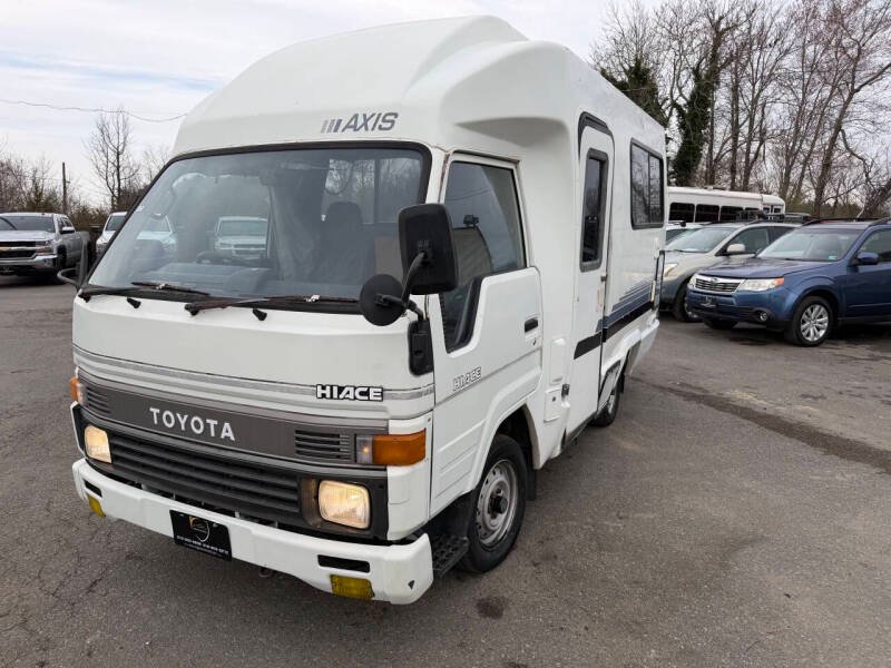 1998 Toyota HiAce | Global Sphere Autos Ltd | Best Cars in Europe